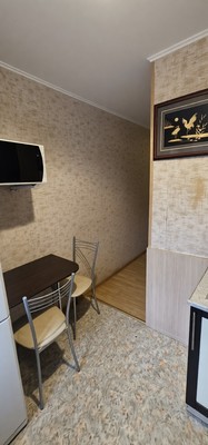 Продам трехкомнатную (3-комн.) квартиру, Ленинский пр-кт, 138/5, Санкт-Петербург г