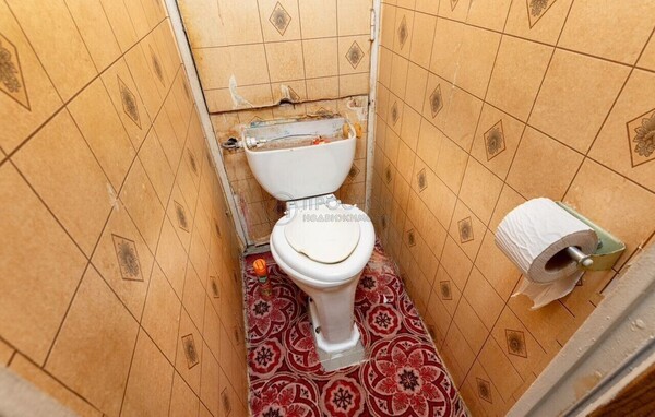 Продам двухкомнатную (2-комн.) квартиру, Ангарская ул, 3, Москва г