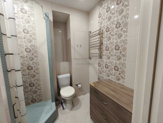 Продам двухкомнатную (2-комн.) квартиру, Красногорский б-р, 24, Красногорск г