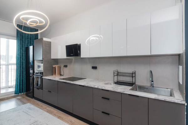 Продам трехкомнатную (3-комн.) квартиру, Георгия Величко ул, 13, Ханты-Мансийск г