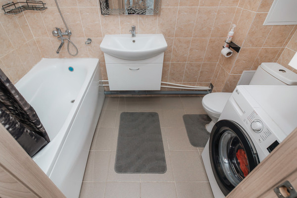 Продам трехкомнатную (3-комн.) квартиру, Георгия Величко ул, 13, Ханты-Мансийск г