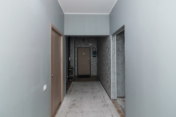 Продам трехкомнатную (3-комн.) квартиру, Георгия Величко ул, 13, Ханты-Мансийск г