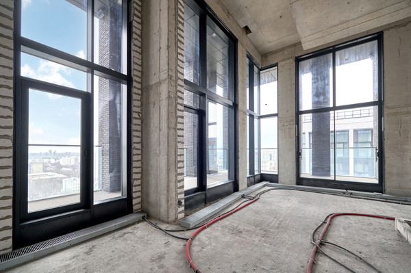 Продам трехкомнатную (3-комн.) квартиру, Новочерёмушкинская ул, 17, Москва г