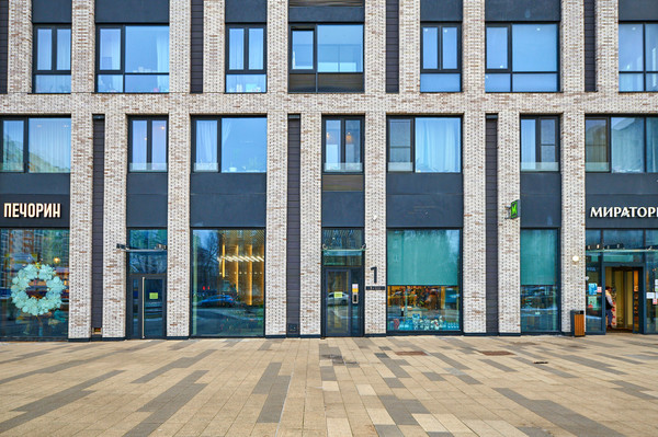 Продам трехкомнатную (3-комн.) квартиру, Новочерёмушкинская ул, 17, Москва г