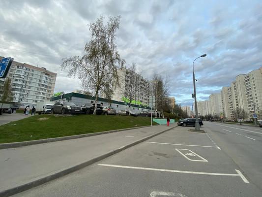 Продам двухкомнатную (2-комн.) квартиру, Адмирала Лазарева ул, 52, Москва г