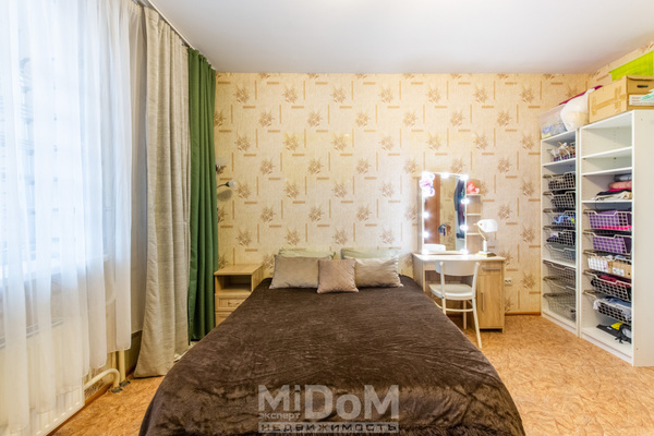 Продам трехкомнатную (3-комн.) квартиру, Арсенальная ул, 1, Новое Девяткино д