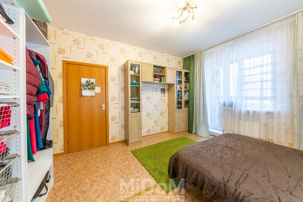 Продам трехкомнатную (3-комн.) квартиру, Арсенальная ул, 1, Новое Девяткино д