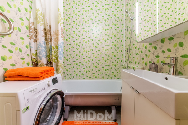 Продам трехкомнатную (3-комн.) квартиру, Арсенальная ул, 1, Новое Девяткино д