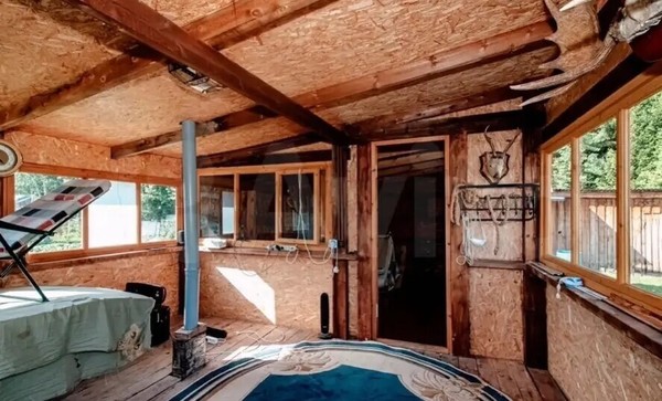 Продам дачу, СОК Строитель 11 км автодороги Х-М-Т снт, 4, Ханты-Мансийск г, 0 км от города