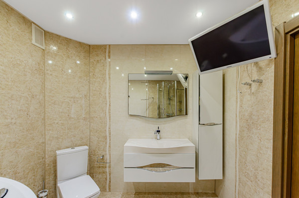 Продам трехкомнатную (3-комн.) квартиру, Меридианная ул, 3а, Казань г