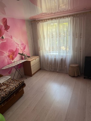 Продам трехкомнатную (3-комн.) квартиру, Советская ул, 6, Саки г