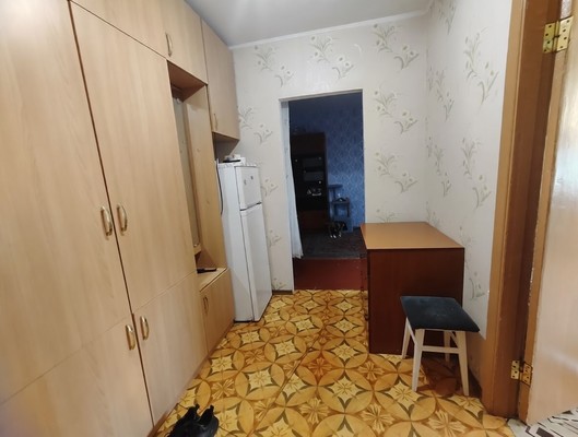 Продам двухкомнатную (2-комн.) квартиру, Энергетиков ул, 2, Грэсовский пгт