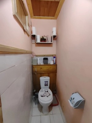 Продам двухкомнатную (2-комн.) квартиру, Энергетиков ул, 2, Грэсовский пгт