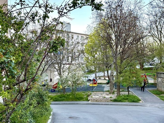 Продам двухкомнатную (2-комн.) квартиру, Первомайская ул, 1, Симферополь г