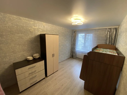 Продам комнату в 4-комн. квартире, Поветкина ул, 25, Армавир г