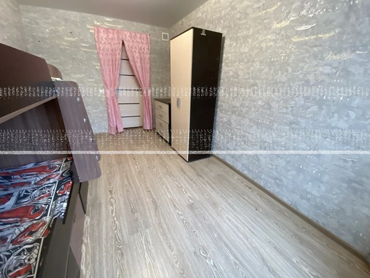 Продам комнату в 4-комн. квартире, Поветкина ул, 25, Армавир г