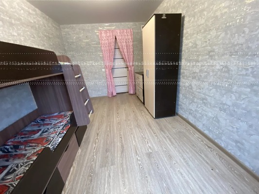 Продам комнату в 4-комн. квартире, Поветкина ул, 25, Армавир г