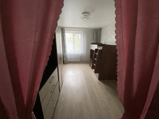 Продам комнату в 4-комн. квартире, Поветкина ул, 25, Армавир г