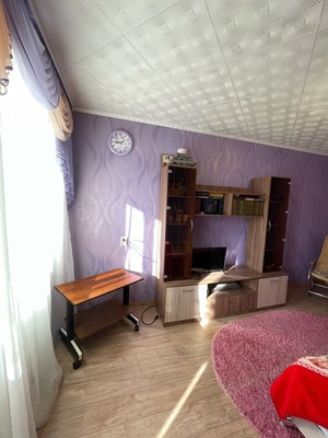 Продам двухкомнатную (2-комн.) квартиру, Большая ул, 165, Ишим г