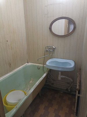 Продам трехкомнатную (3-комн.) квартиру, Дачный пр-кт, 7к1, Санкт-Петербург г