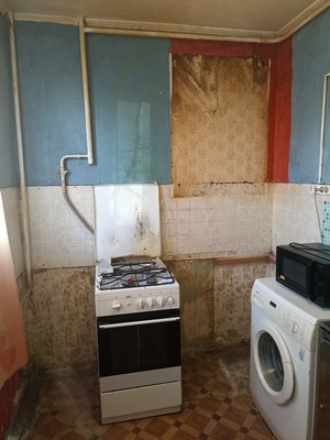 Продам трехкомнатную (3-комн.) квартиру, Дачный пр-кт, 7к1, Санкт-Петербург г