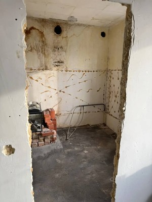 Продам однокомнатную (1-комн.) квартиру, Киевская ул, 92, Симферополь г