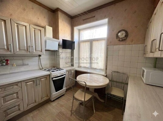 Продам трехкомнатную (3-комн.) квартиру, Заводская ул, 11, Видное г