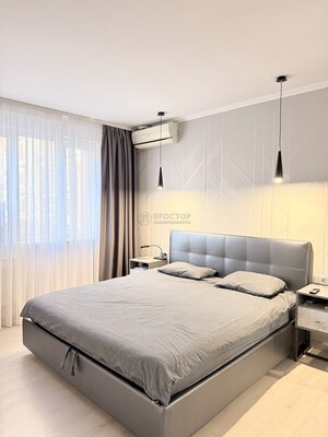 Продам трехкомнатную (3-комн.) квартиру, Маршала Голованова ул, 11, Москва г