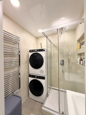 Продам трехкомнатную (3-комн.) квартиру, Маршала Голованова ул, 11, Москва г