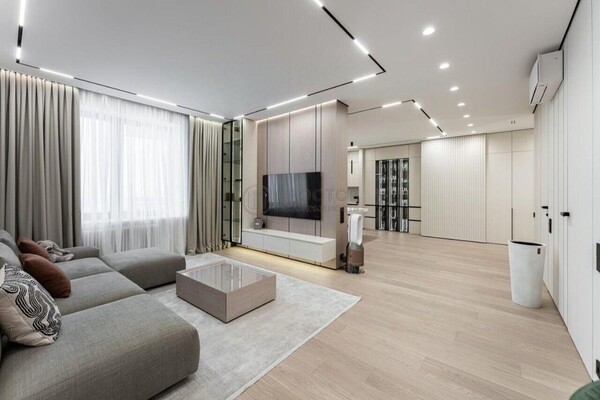 Продам двухкомнатную (2-комн.) квартиру, Мосфильмовская ул, 70к2, Москва г