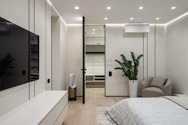 Продам двухкомнатную (2-комн.) квартиру, Мосфильмовская ул, 70к2, Москва г