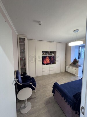 Продам двухкомнатную (2-комн.) квартиру, Чертановская ул, 50к2, Москва г