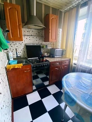 Продам трехкомнатную (3-комн.) квартиру, Иерусалимская ул, 8, Москва г