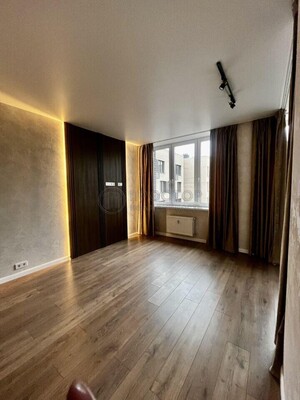 Продам однокомнатную (1-комн.) квартиру, Соловьиная ул, 6, Грибаново д