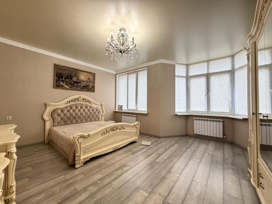 Продам многокомнатную квартиру, Эльбрусская ул, 19ке, Нальчик г