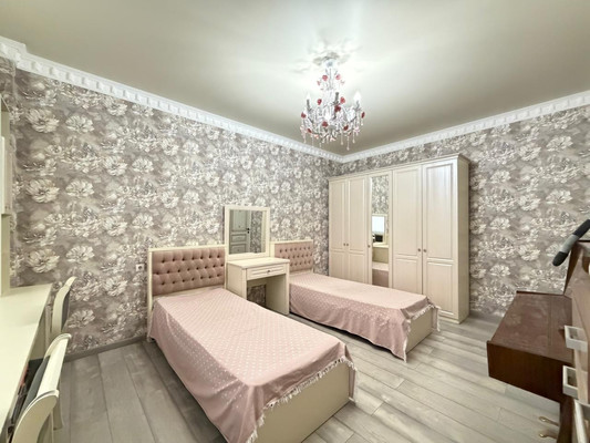 Продам многокомнатную квартиру, Эльбрусская ул, 19ке, Нальчик г