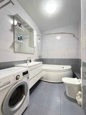 Продам многокомнатную квартиру, Эльбрусская ул, 19ке, Нальчик г