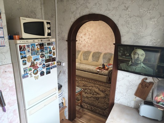 Продам двухкомнатную (2-комн.) квартиру, 1, Новый Свет п