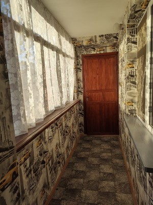 Продам трехкомнатную (3-комн.) квартиру, Ковыльная ул, 54, Симферополь г