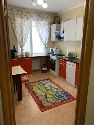 Продам трехкомнатную (3-комн.) квартиру, Северная Звезда ул, 2, Батайск г