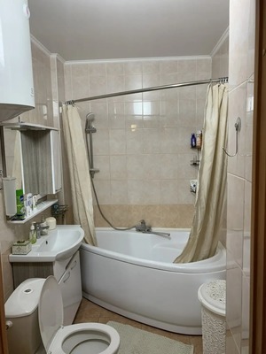 Продам трехкомнатную (3-комн.) квартиру, Северная Звезда ул, 2, Батайск г