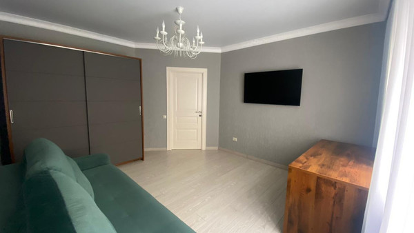 Продам двухкомнатную (2-комн.) квартиру, Московская ул, 1к2, Нальчик г