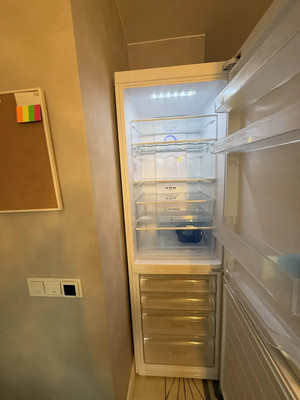 Продам однокомнатную (1-комн.) квартиру, Русановская ул, 16к1, Санкт-Петербург г