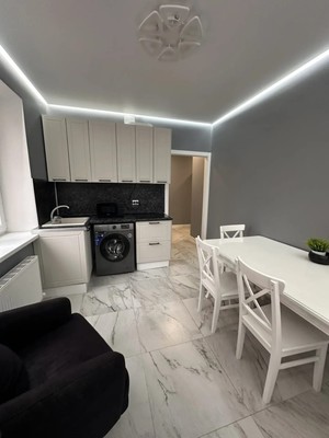 Сдам двухкомнатную (2-комн.) квартиру, им. Героя Яцкова И.В. ул, 19к1, Краснодар г