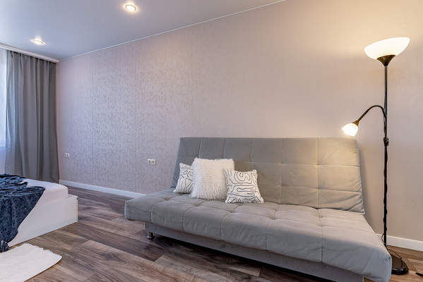 Продам однокомнатную (1-комн.) квартиру, Екатерининская ул, 22к1, Мурино п