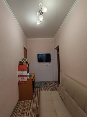 Продам двухкомнатную (2-комн.) квартиру, 4-я линия ул, 52, Ростов-на-Дону г