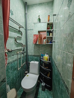 Продам двухкомнатную (2-комн.) квартиру, 4-я линия ул, 52, Ростов-на-Дону г