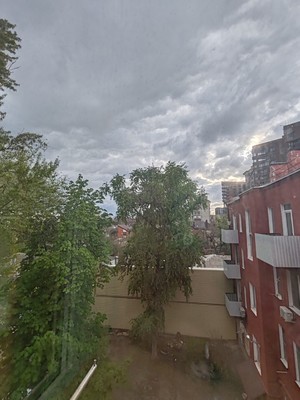 Продам двухкомнатную (2-комн.) квартиру, 4-я линия ул, 52, Ростов-на-Дону г