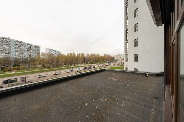 Продам трехкомнатную (3-комн.) квартиру, Хачатуряна ул, 12к1, Москва г