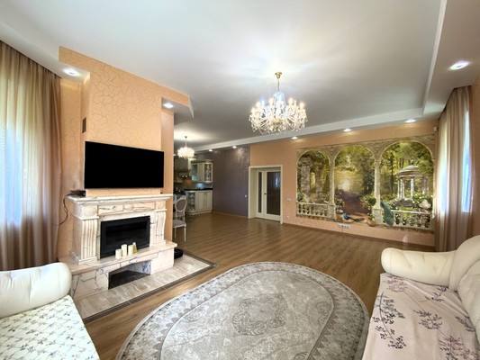 Продам коттедж, Корпуса д, 0 км от города